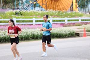 BIB: 
                            <button type="button" onclick="openModal(27843343)" class="btn btn-primary btn-sm float-right btn-popup" data-toggle="modal" data-target=".modal-high-quality">
                        <i class="fas fa-shopping-cart"></i> Add to Cart
                    </button>
                                            <button type="button" onclick="isThisMe(27843343, true)" class="btn btn-success btn-sm float-right btn-popup btn-isme hidden" data-toggle="tooltip" data-placement="bottom" title="นี่คือรูปของคุณใช่ไหม คลิกที่นี่เพื่อเอาเข้าอัลบั้ม">
                        <i class="fas fa-plus"></i> Add to album
                    </button>
                    <button type="button" onclick="isThisMe(27843343, false)" class="btn btn-warning btn-sm float-right btn-popup btn-isnotme hidden">
                        <i class="fas fa-ban"></i> Remove from album
                    </button>